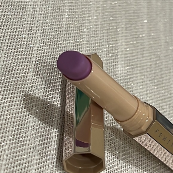 Fenty Mattemoiselle plush matte lipstick in One of The Boyz - Picture 3 of 4